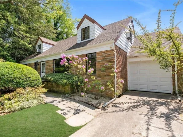1007 Chestnut Street, Valley Stream, NY 11580