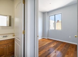 494 Lorimer St #2B, Brooklyn, NY 11211