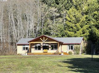 407 Winchuck River Rd, Brookings, OR 97415