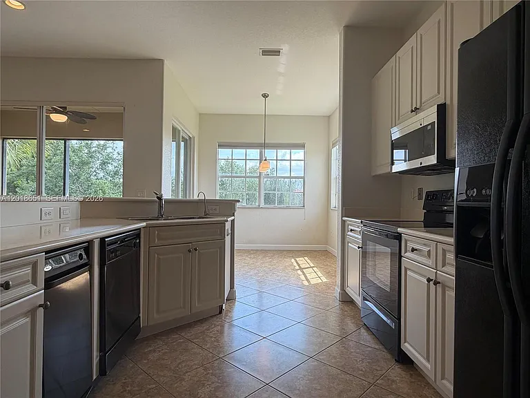 8344 NW 127th Ln #26-F — Photo 2