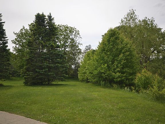 5th image of 910 Lorr Dr