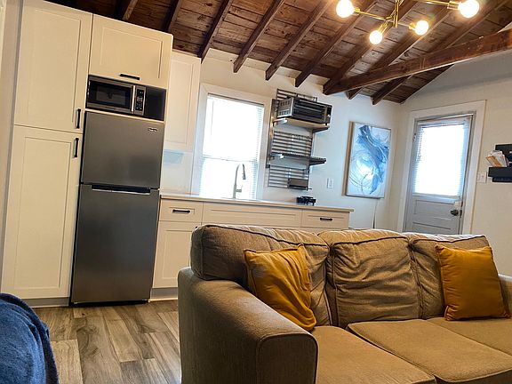 2nd image of 1810 27th Ave N #1