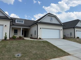 6061 Gardner Maples Dr SE, Owens Cross Roads, AL 35763