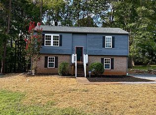 117 Cimarron Rd, Forest, VA 24551