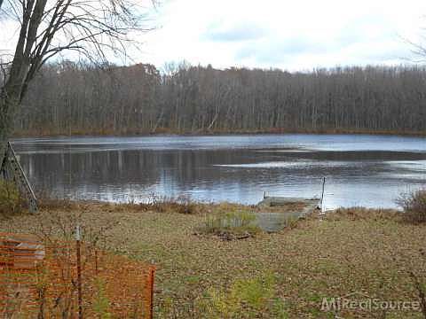 2nd image of 5888 Lakewood Dr