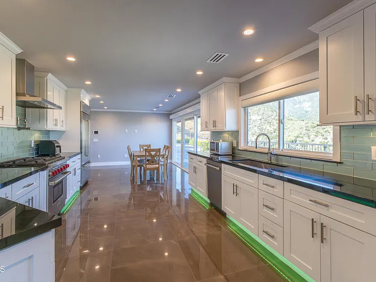 481 Starlight Crest Dr — Photo 11