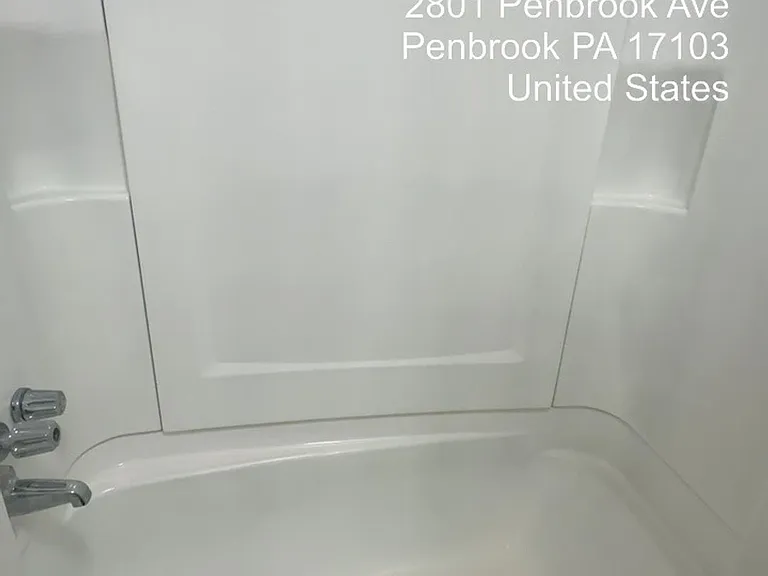 2801-2803 Penbrook Ave — Photo 8