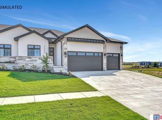 8032 S 43rd St, Lincoln, NE 68516