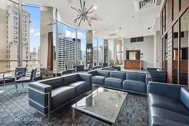 535 N Michigan Ave #1508 — Photo 25