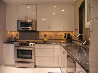 10378 Bridgetown Pl #122, Burke, VA 22015