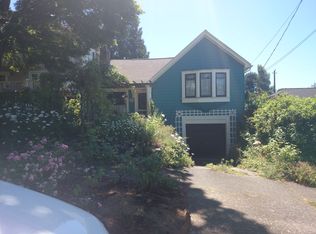 2907 W Crockett St, Seattle, WA 98199