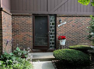 37907 Joyce Dr, Sterling Heights, MI 48312