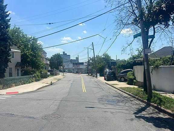 5th image of 131-11 Kew Gardens Rd APT 2E