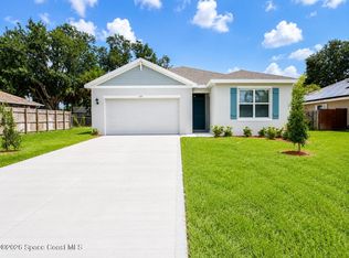 651 Castaways St NE, Palm Bay, FL 32907