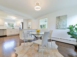 35 Vershire St, West Roxbury, MA 02132