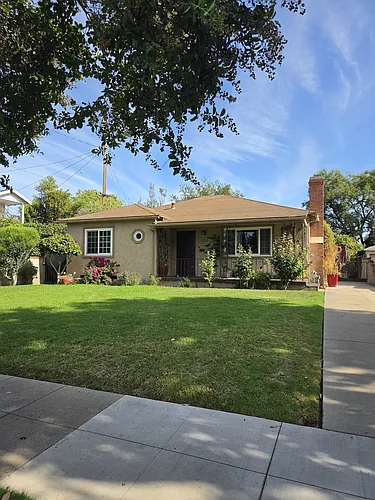 1710 W Grand Ave Photo 1