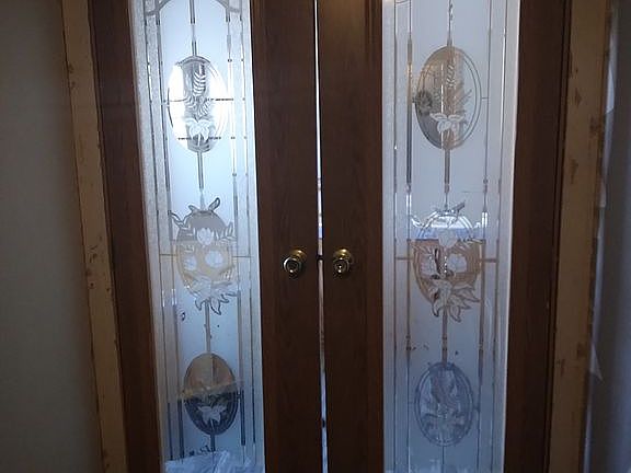 Mater bathroom doors