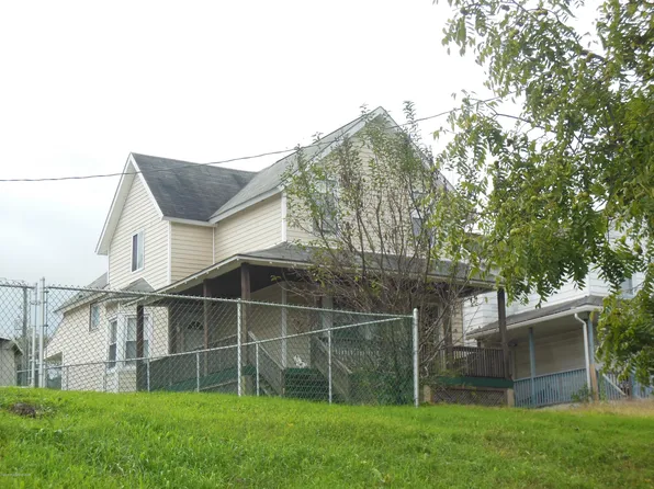 322 Hanover St, Warrior Run, PA 18706