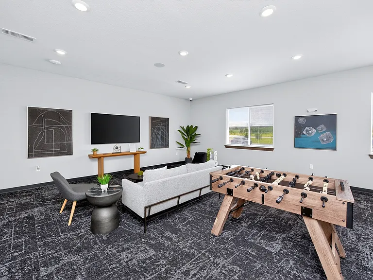 Prairie Village Commons Apartments and Townhomes — Photo 10
