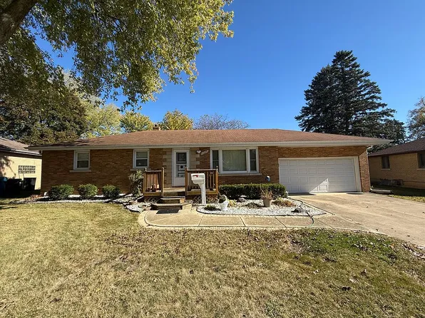 1329 Marla Ter, Bradley, IL 60915