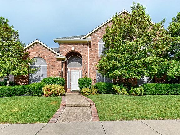 2nd image of 8021 Hazeltine Dr