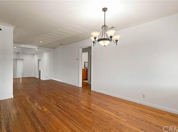2nd image of 4748 Albury Ave