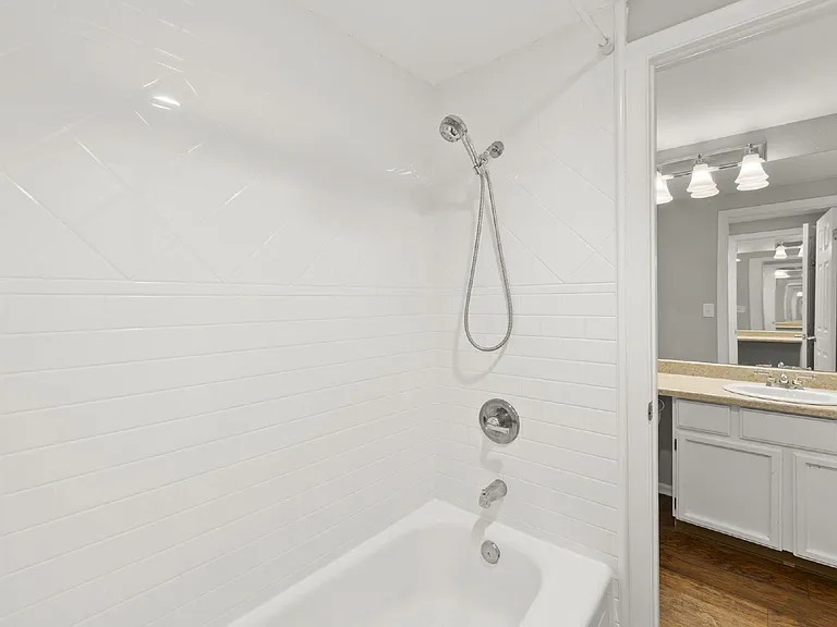 144 W Rockrimmon Blvd #302 — Photo 20
