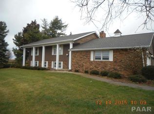 1595 E Cruger Rd, Washington, IL 61571