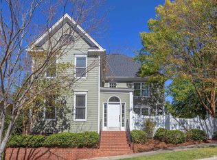 100 Winston Ridge Dr, Chapel Hill, NC 27516