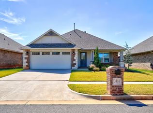 3316 NW 162nd St, Edmond, OK 73013