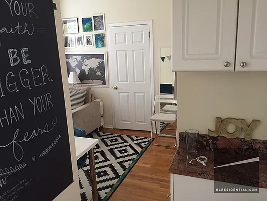 Rented by Highline Residential | media 27