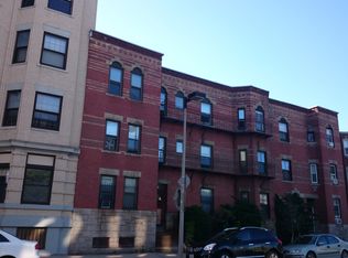 210 Hemenway St APT 2B, Boston, MA 02115