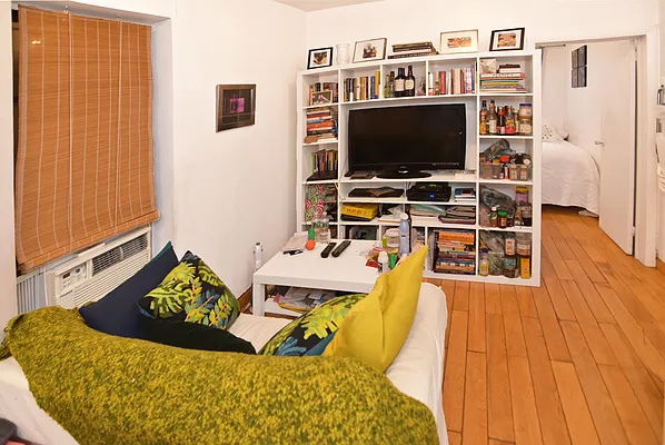 Rented by Ledvech Group | media 2