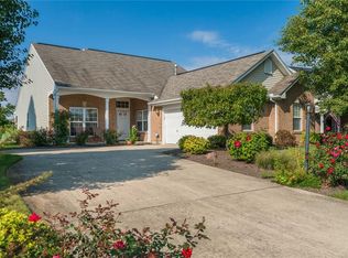 1180 Edgewater Dr, Troy, OH