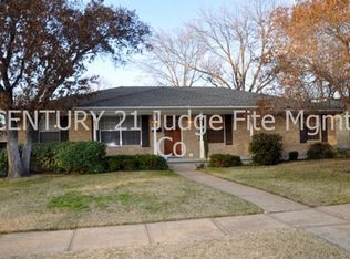 7631 Alto Caro Dr, Dallas, TX 75248