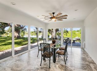 10517 Blossom Lake Dr, Seminole, FL 33772