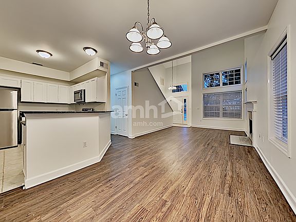 4th image of 7 Otter Rd