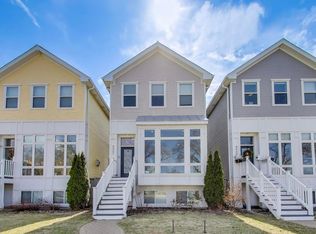 4907 W Dakin St, Chicago, IL 60641
