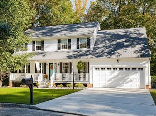 1854 Duke Of Gloucester St, Colonial Heights, VA 23834