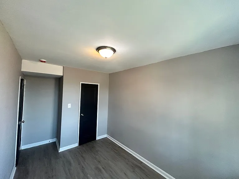 1503 Aldeney Ave — Photo 16