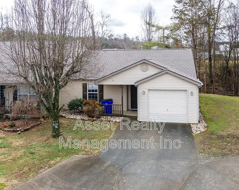 2 bed, 2.0 bath, 1131 sqft, $1,845 — Photo 3