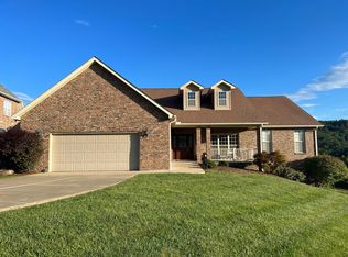 3 Creekstone Rdg, South Charleston, WV 25309