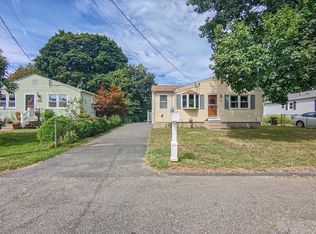 84 Glendale St, Chicopee, MA 01020
