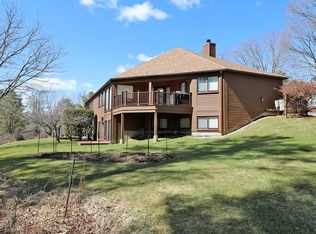 19 Hawthorne Rd #3, Stockbridge, MA 01262