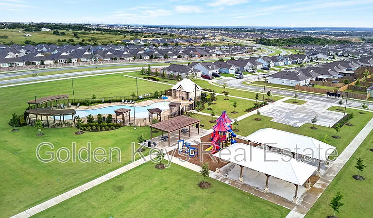 10212 Regal Bend Ln — Photo 38