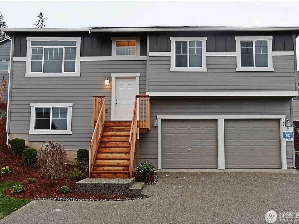 1st image of 1723 71st Avenue SE