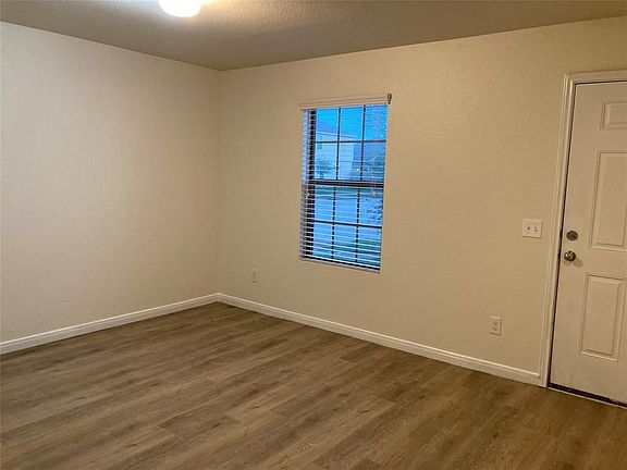 2nd image of 1859 Acaciawood Way