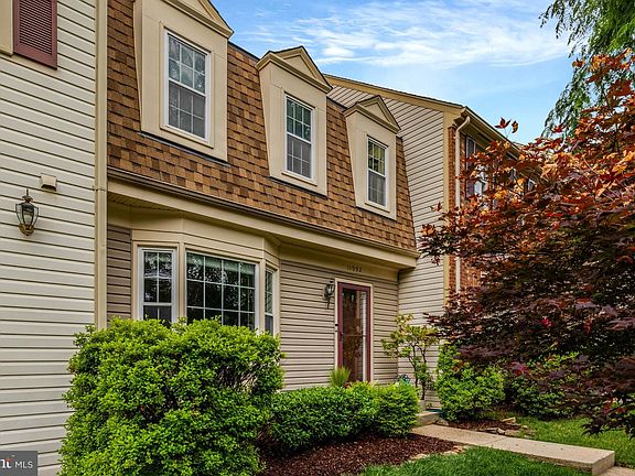 2nd image of 11992 Sentinel Point Ct