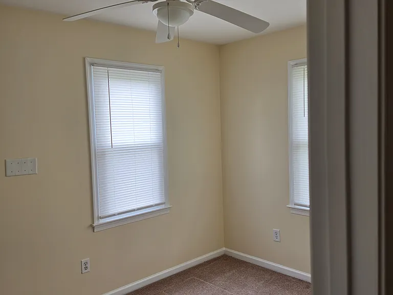 511 E Lincoln Ave — Photo 8