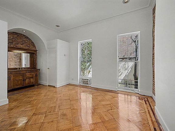 4th image of 39 Schermerhorn St